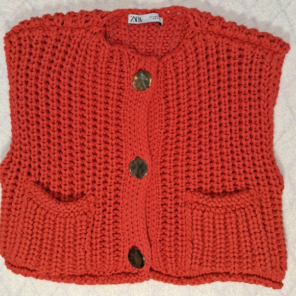 Zara Women's Vibrant Coral Knit Cardigan - Picture 2 of 8